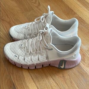 Nike Women's White and Pink Sneakers